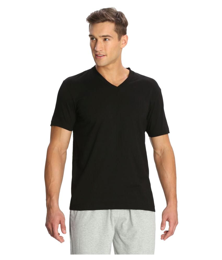 black v neck t shirt pack