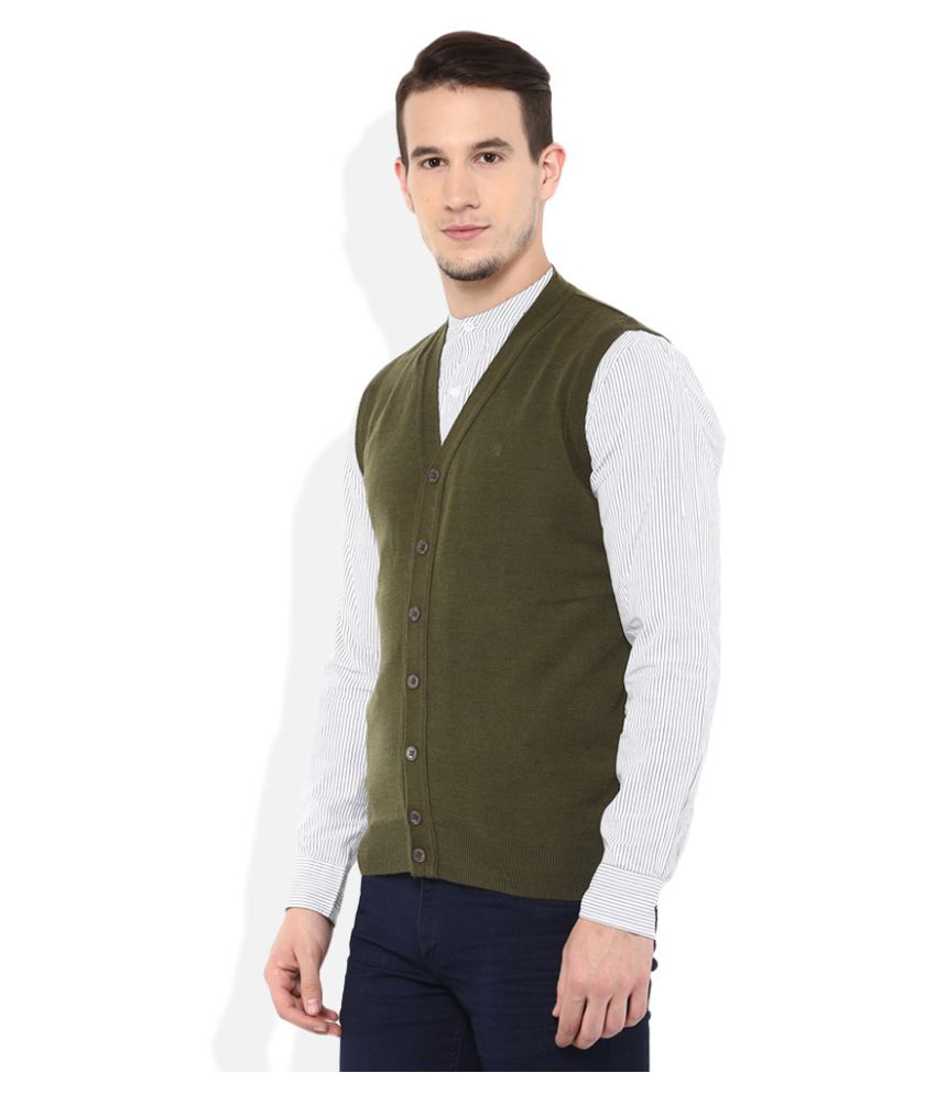 green v neck sweater outfit