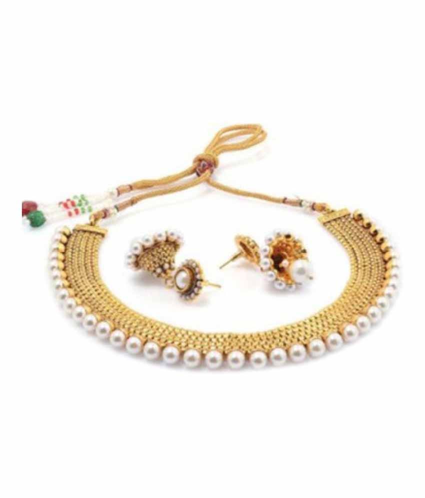     			Zeneme Golden Necklace Set