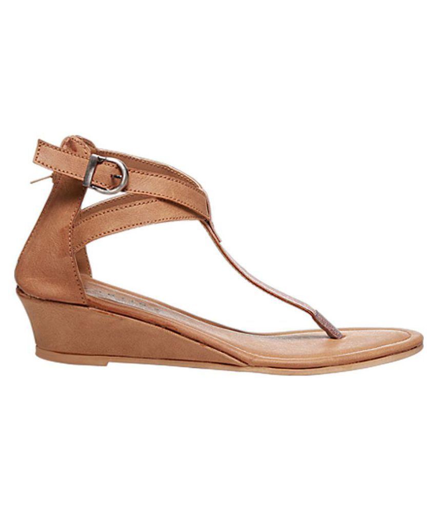 wide brown wedges