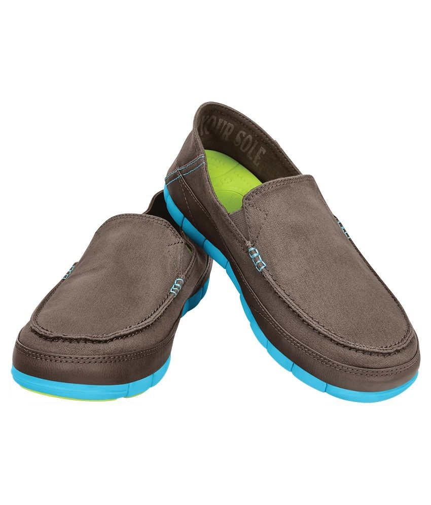 gray womens crocs
