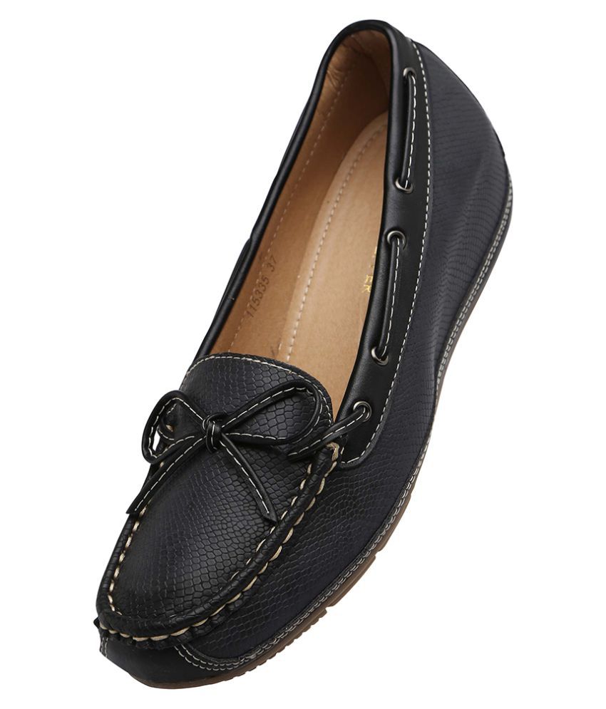 Lemon & Pepper by Shoppers Stop Black Boat Shoes Price in