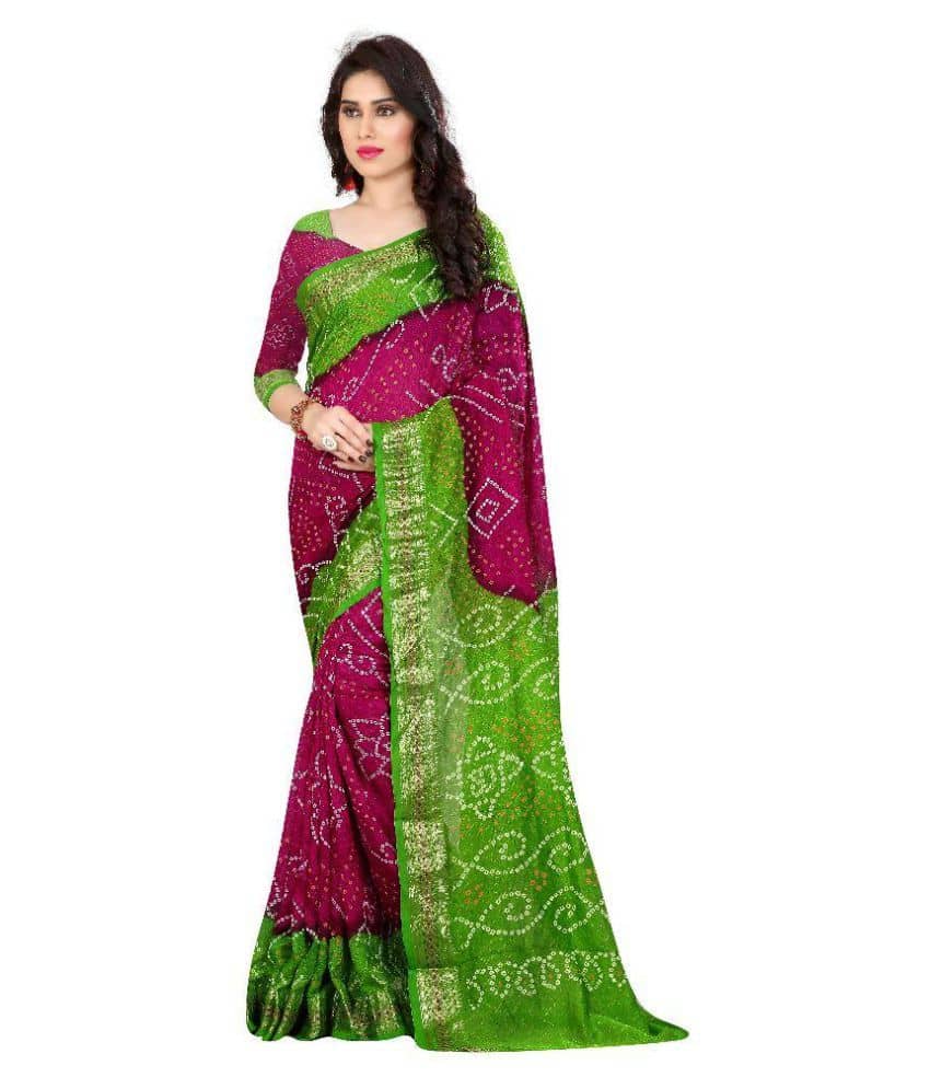 green red bandhani saree
