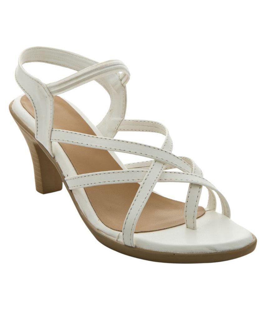 white kitten heels new look