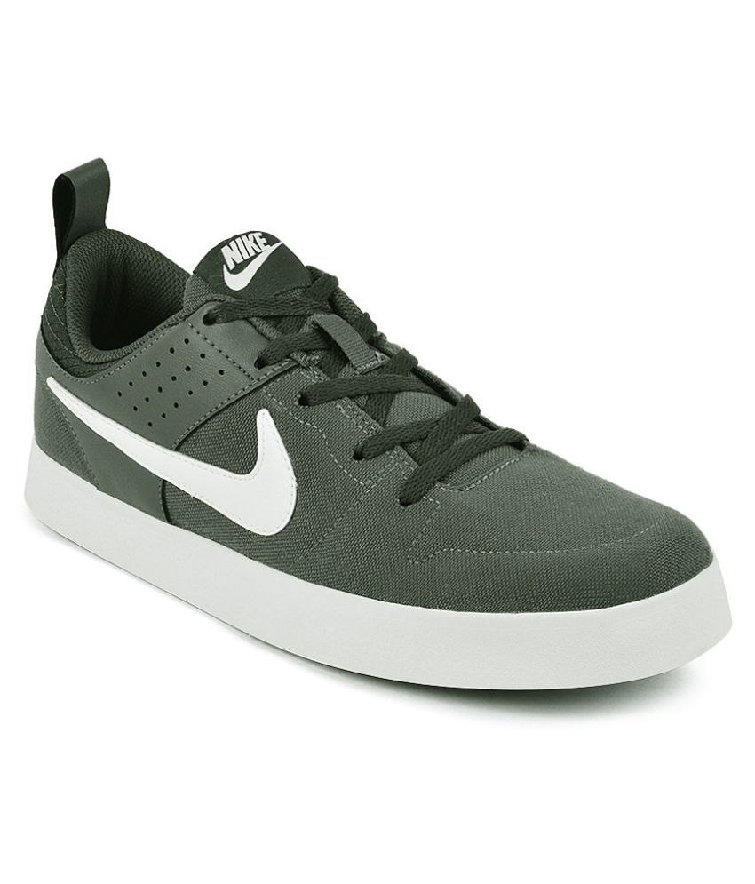 nike liteforce sneakers