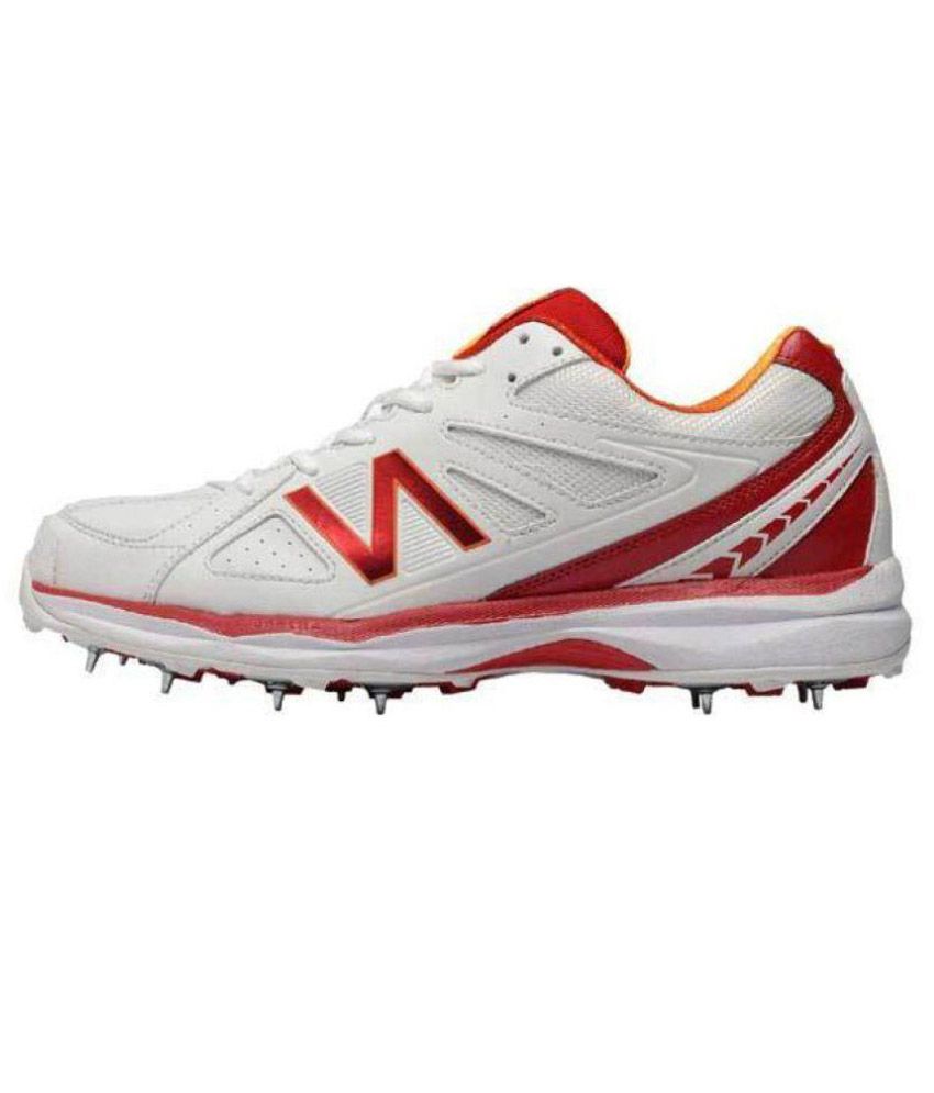 new balance track spikes white
