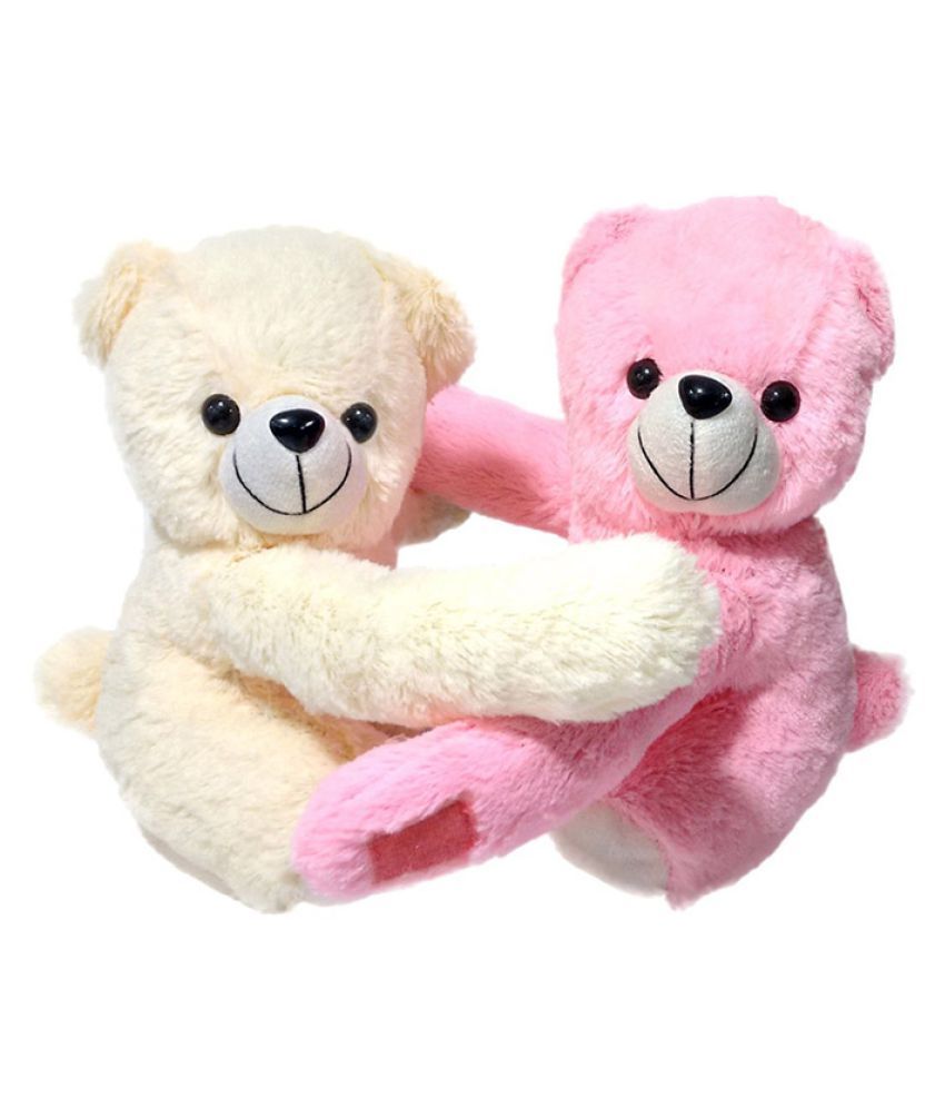 2 teddies hugging