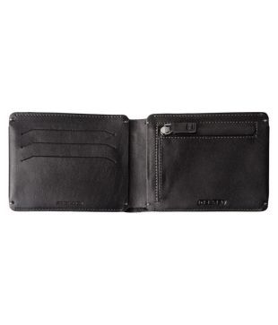 delsey passport holder