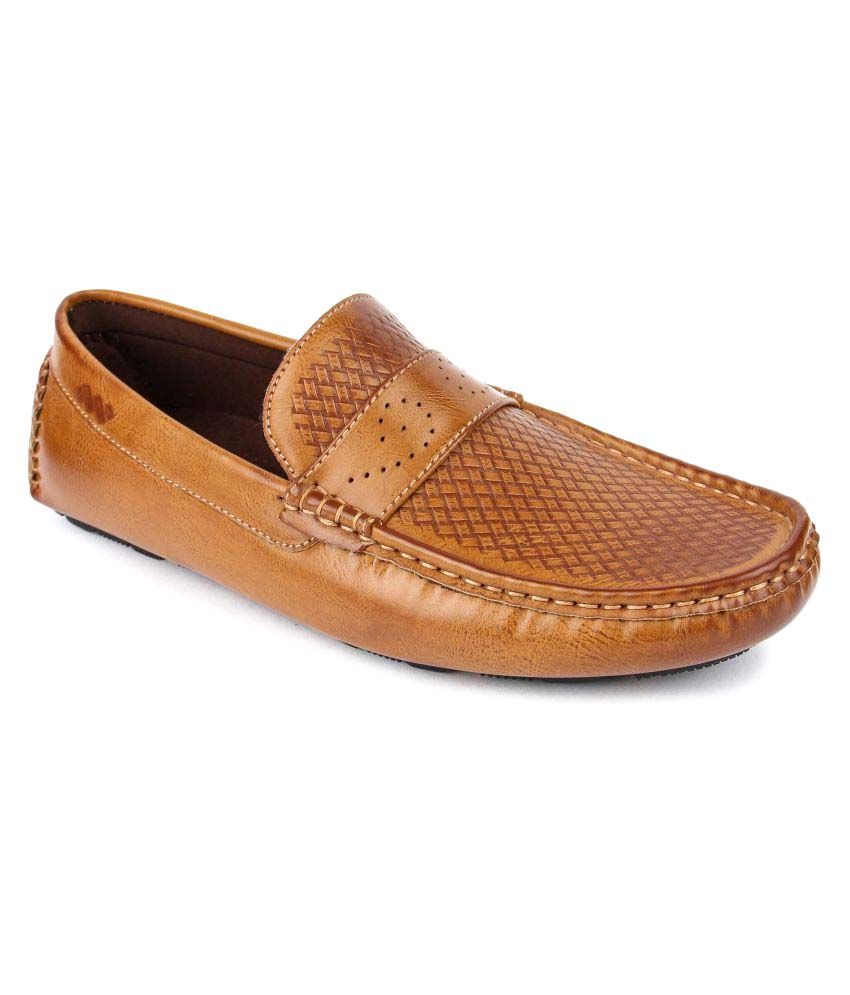 ucb tan loafers