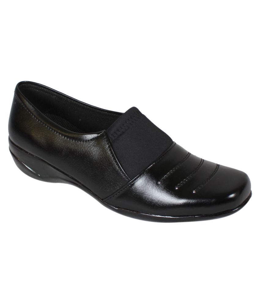     			CLASSY FEET Black Formal Casual Shoes