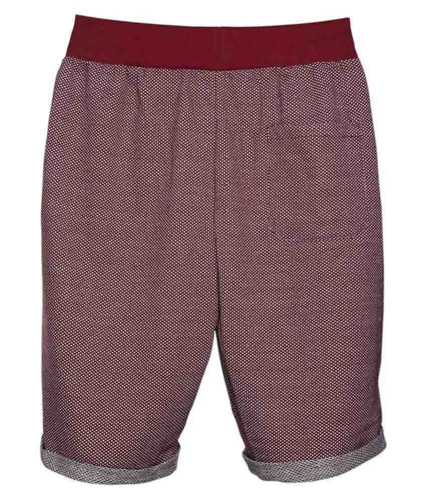 maroon short shorts