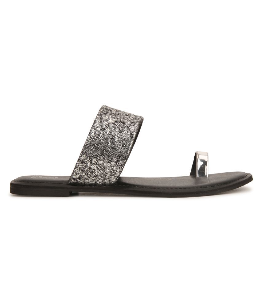 ziera flats