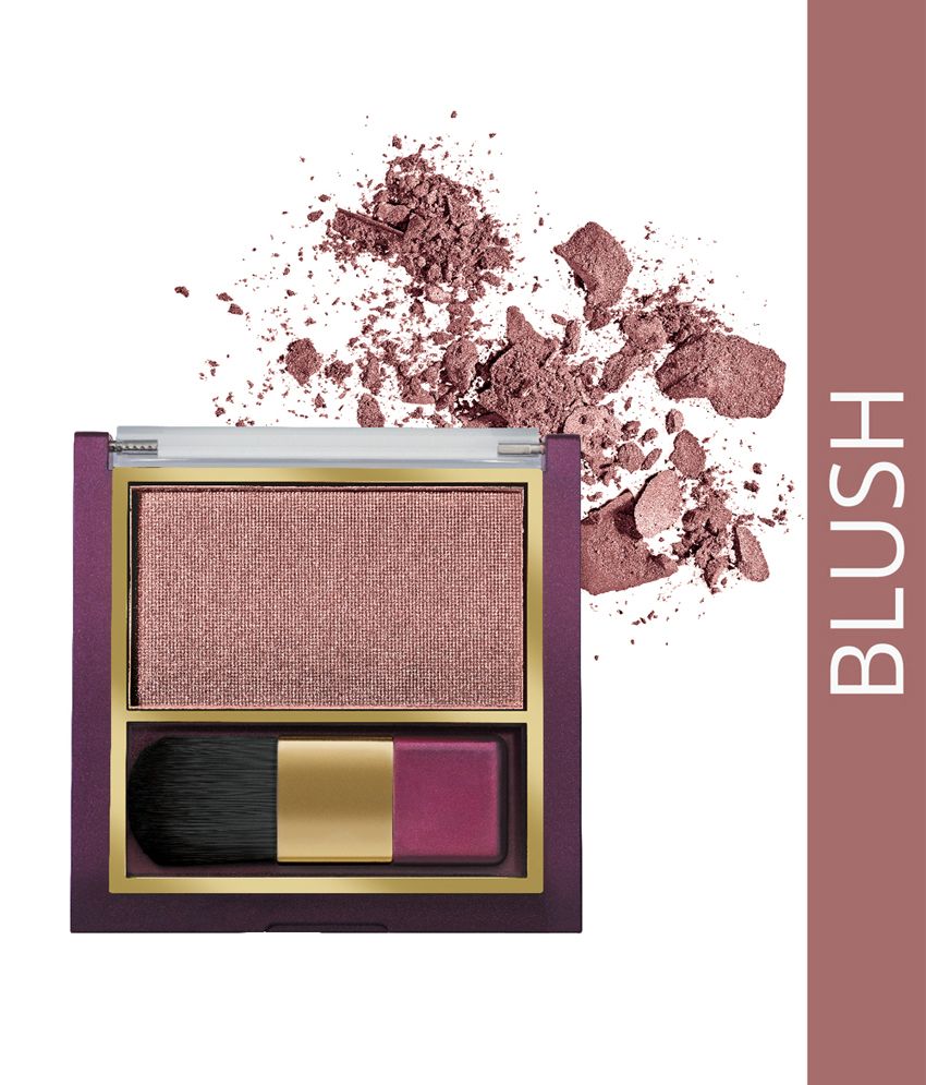 blush on lakme