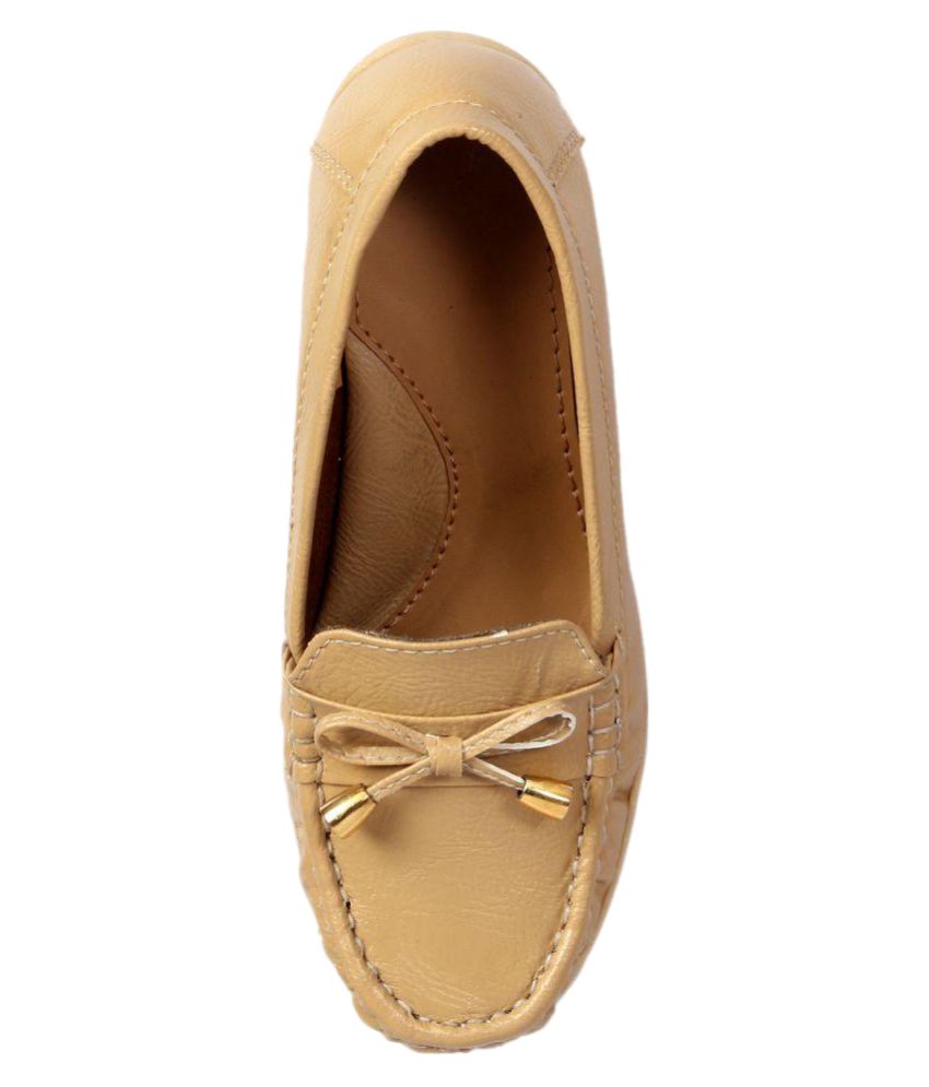 bucik beige loafers