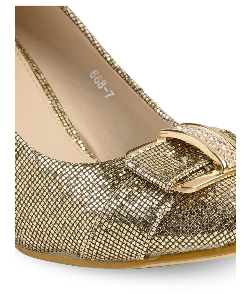 wedge flat heels