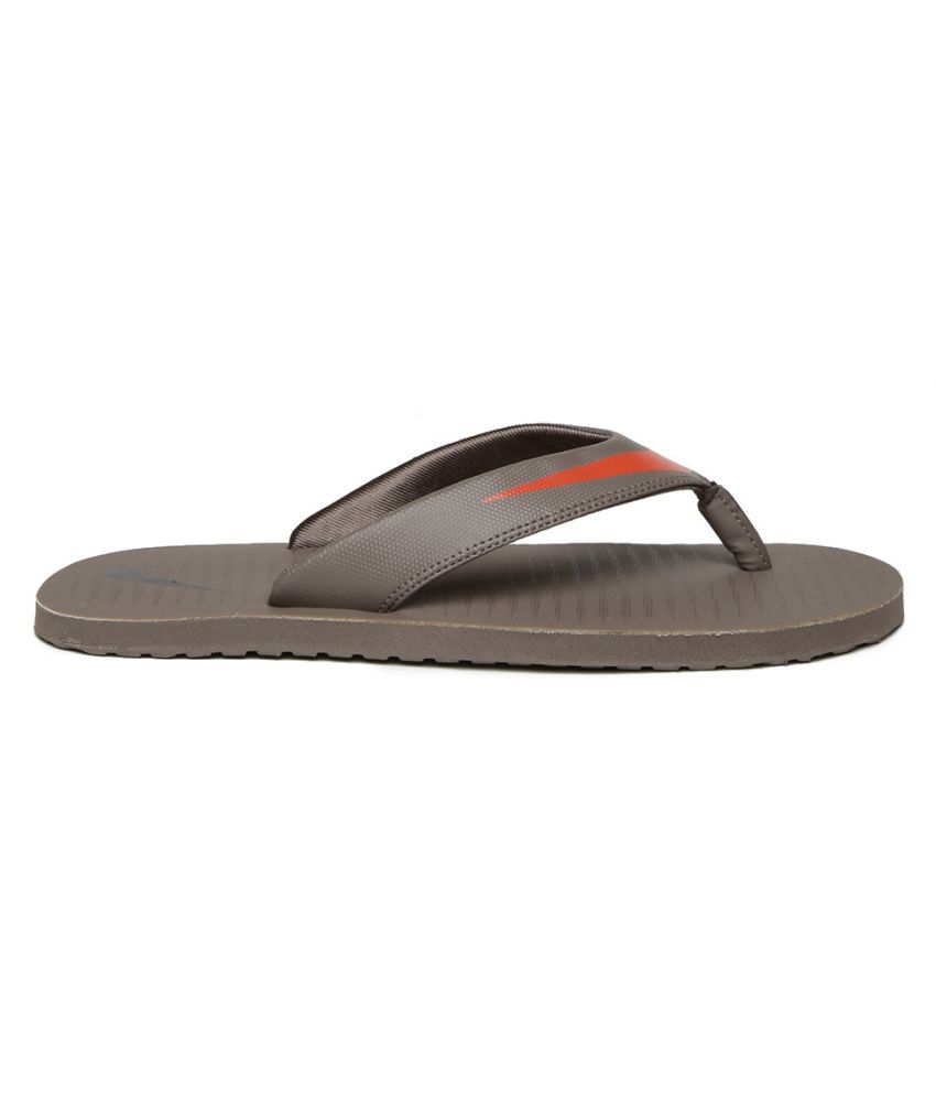 nike chroma thong 5 flip flops