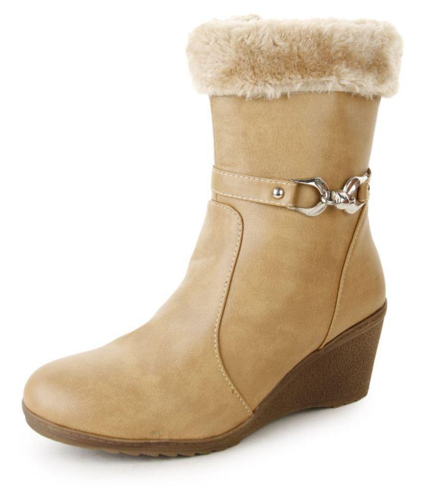 short beige ugg boots