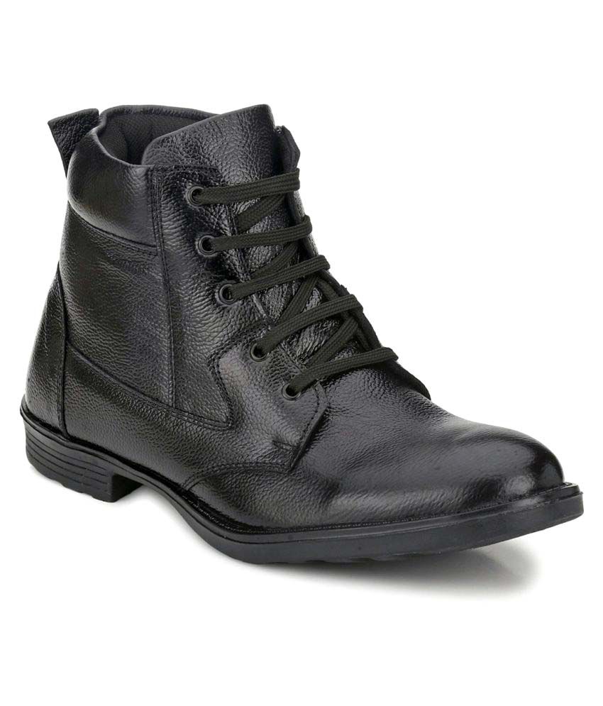     			Mactree Black Casual Boot