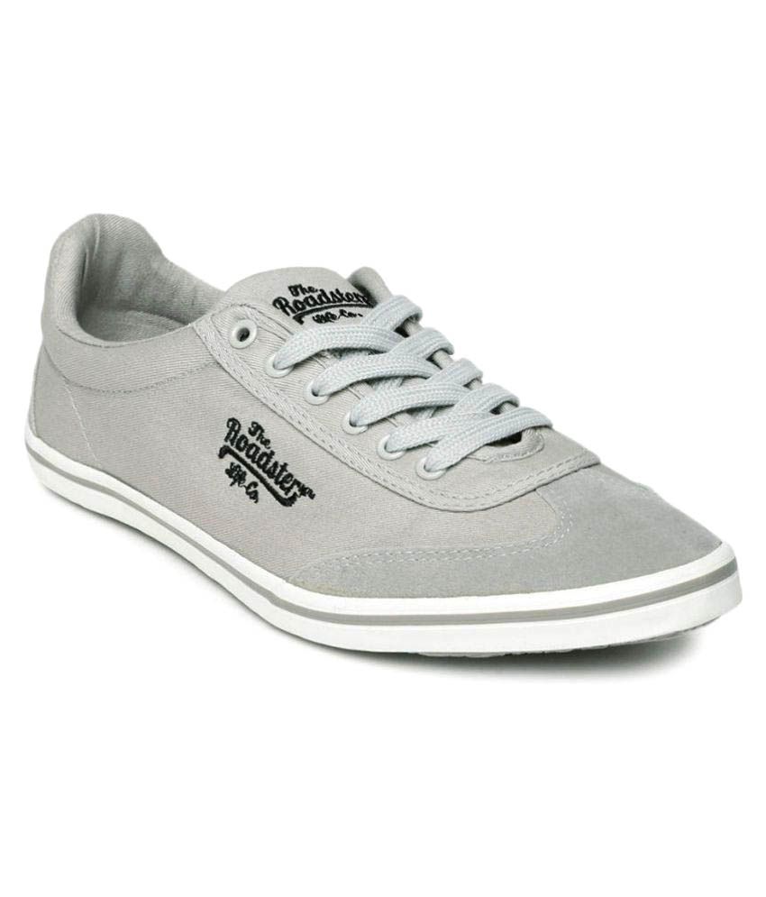 roadster shoes snapdeal