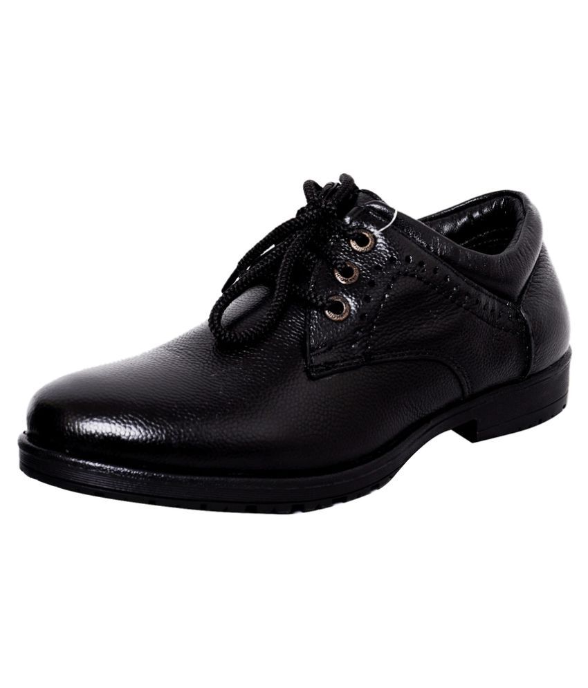Zoom Black Office Genuine Leather Formal Shoes Price in India- Buy Zoom ...