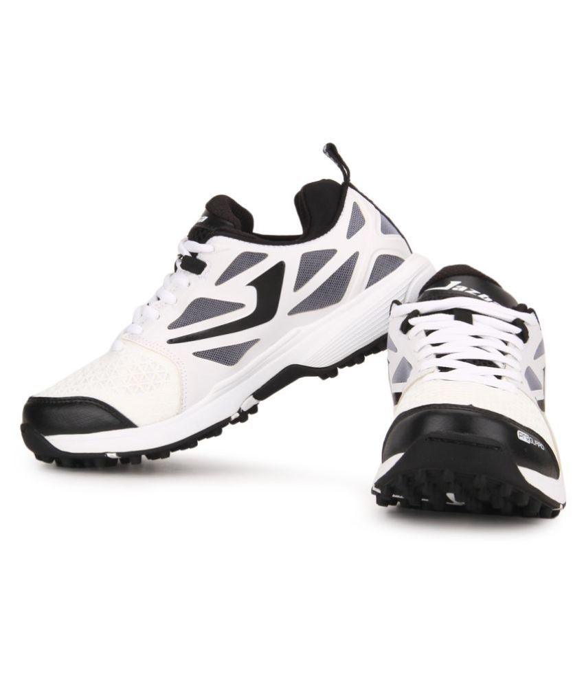 Jazba Skydrive 110 White Cricket Shoes Buy Jazba Skydrive 110 White