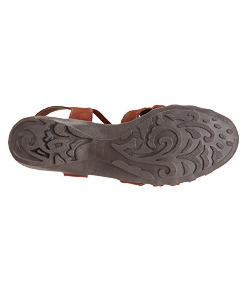 Leather Fashion Sandals Price in India 
