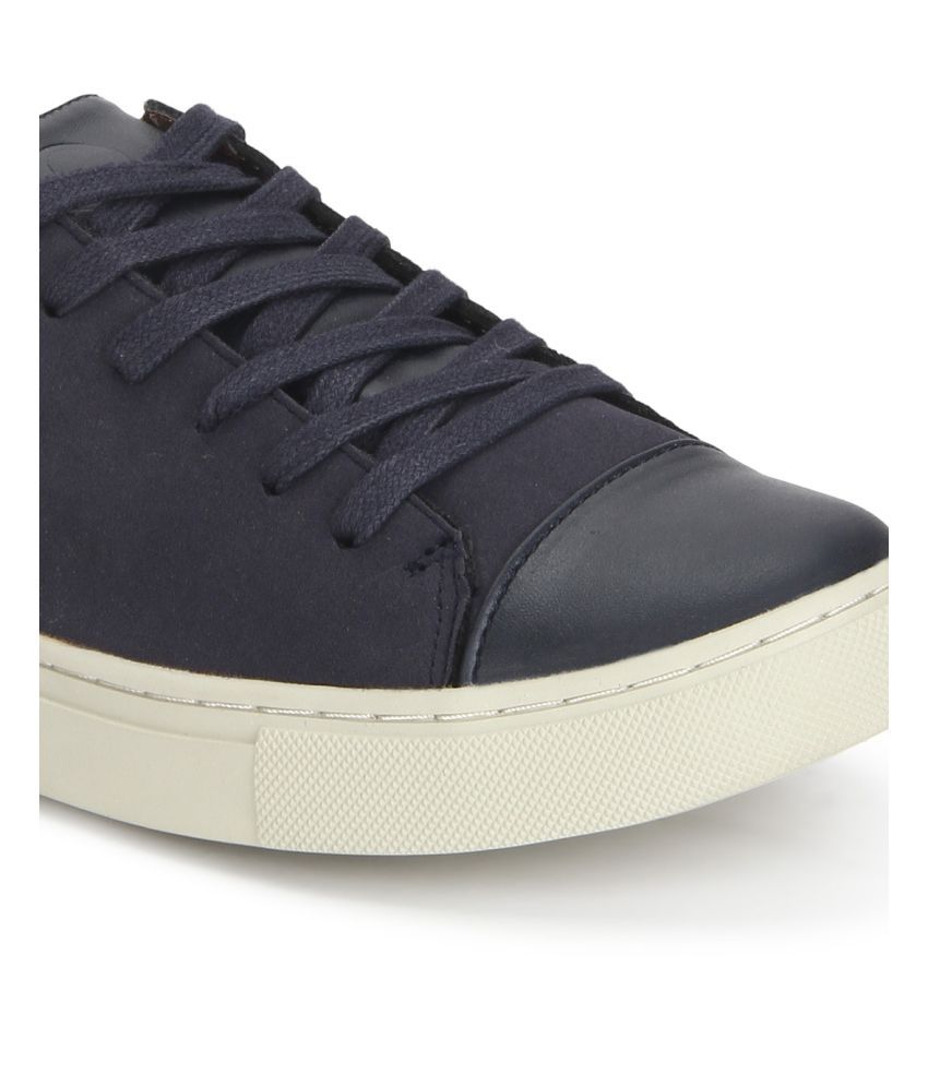 benetton flat shoes