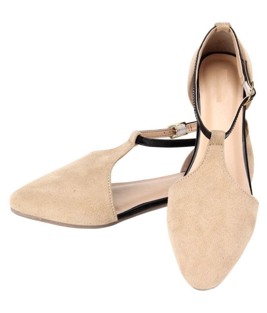 CHIPMUNKS Beige Flats Price in India- Buy CHIPMUNKS Beige Flats Online