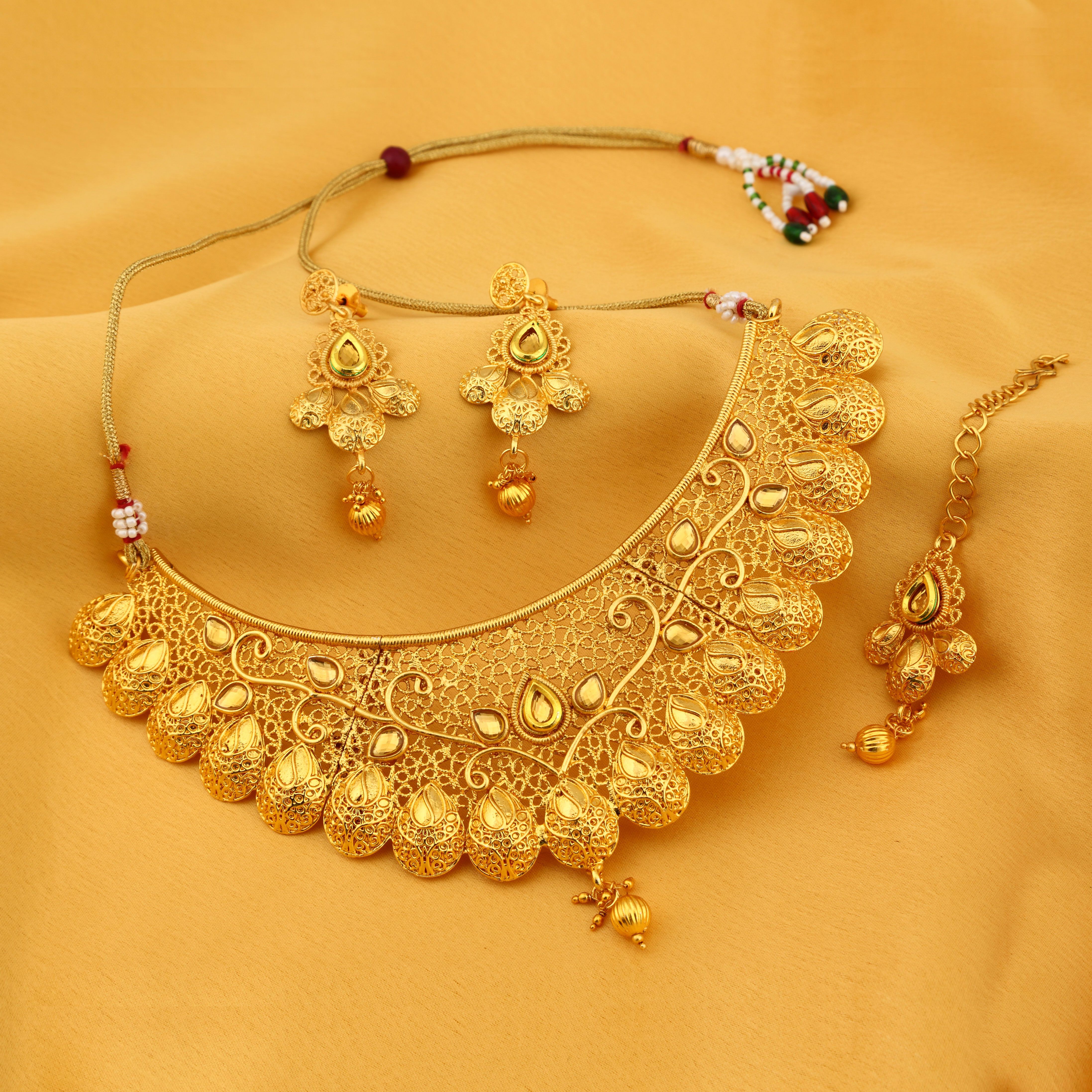 Sukkhi Traditional Gold Plated Kundan Choker Artificial Antique Necklace Set For Women - Buy 