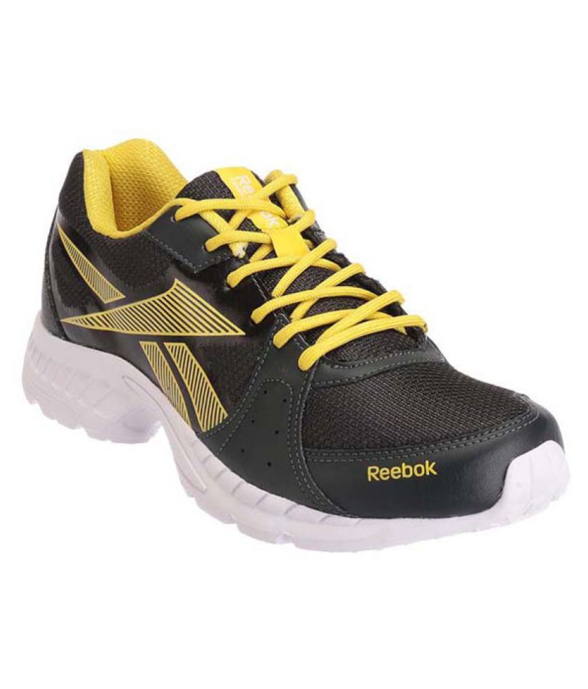 snapdeal reebok running shoes