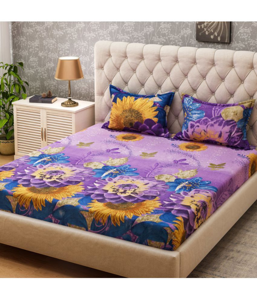 Bombay Dyeing Microfibre Double Bedsheet with 2 Pillow Covers Buy