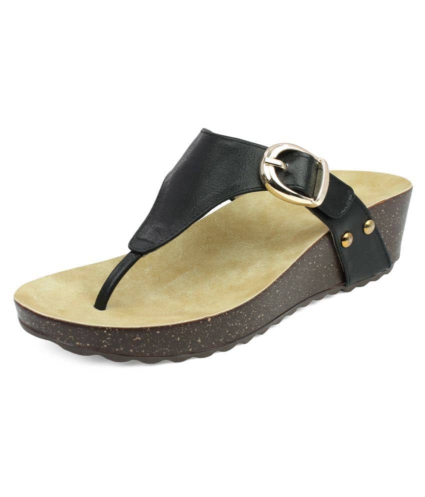 inc black wedges