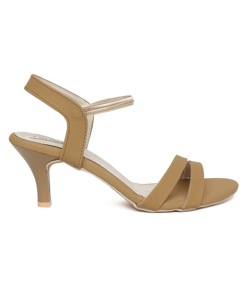 Vendoz Beige Kitten Heels Price in India- Buy Vendoz Beige Kitten Heels ...