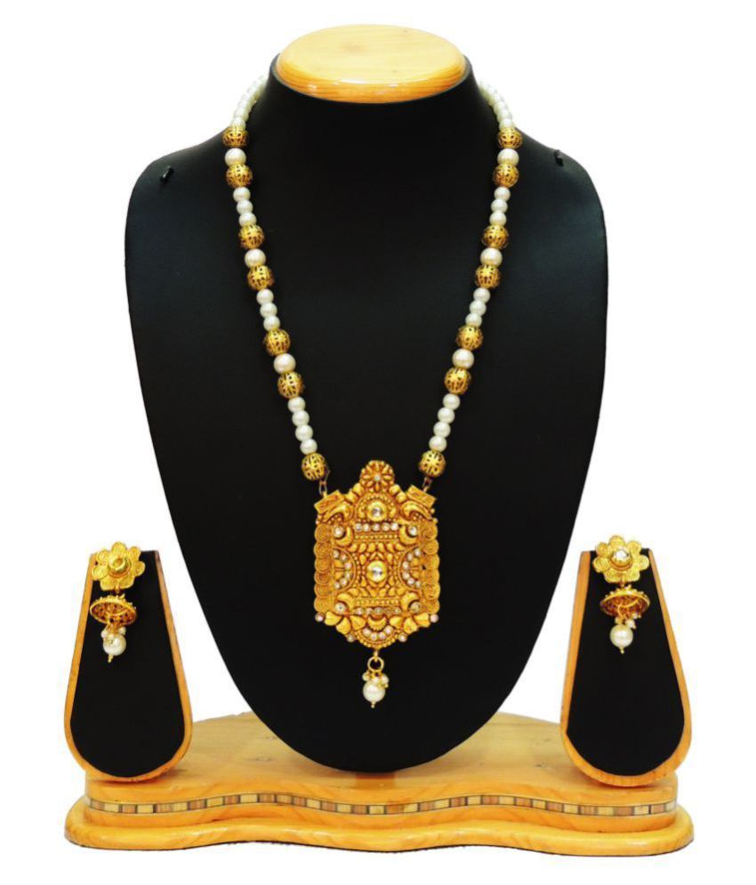 Women Artificial Jewellery 