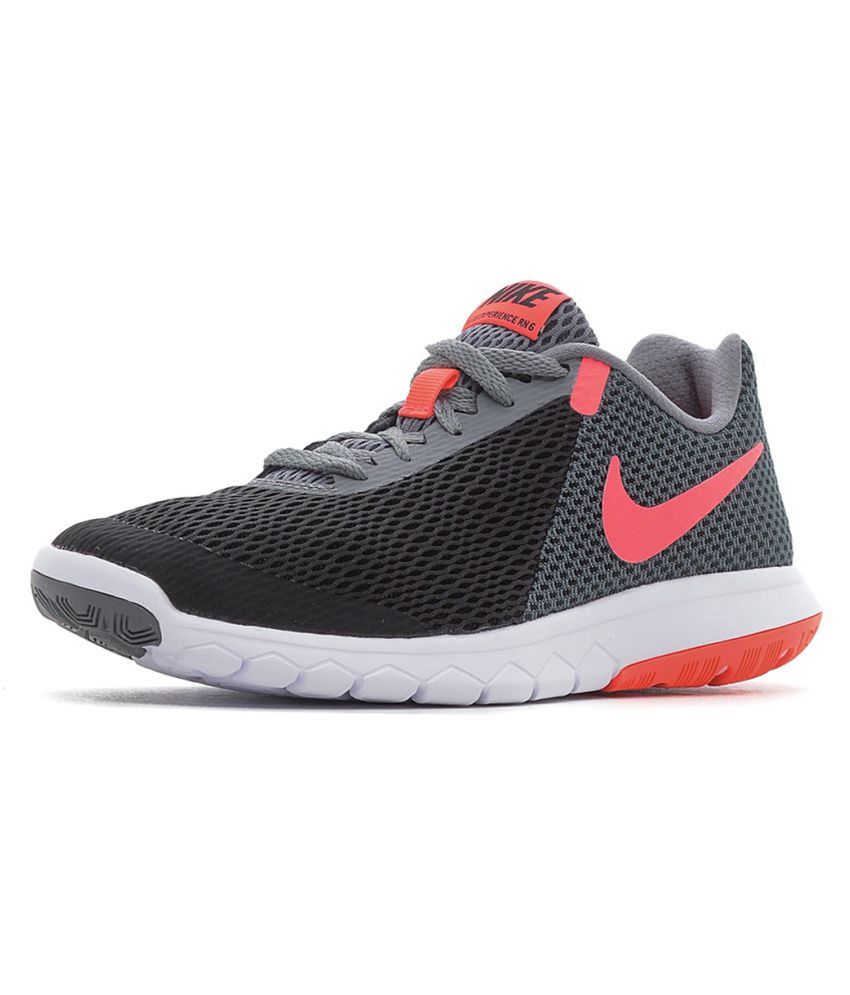 Nike Gray Walking Shoes Price in India Buy Nike Gray