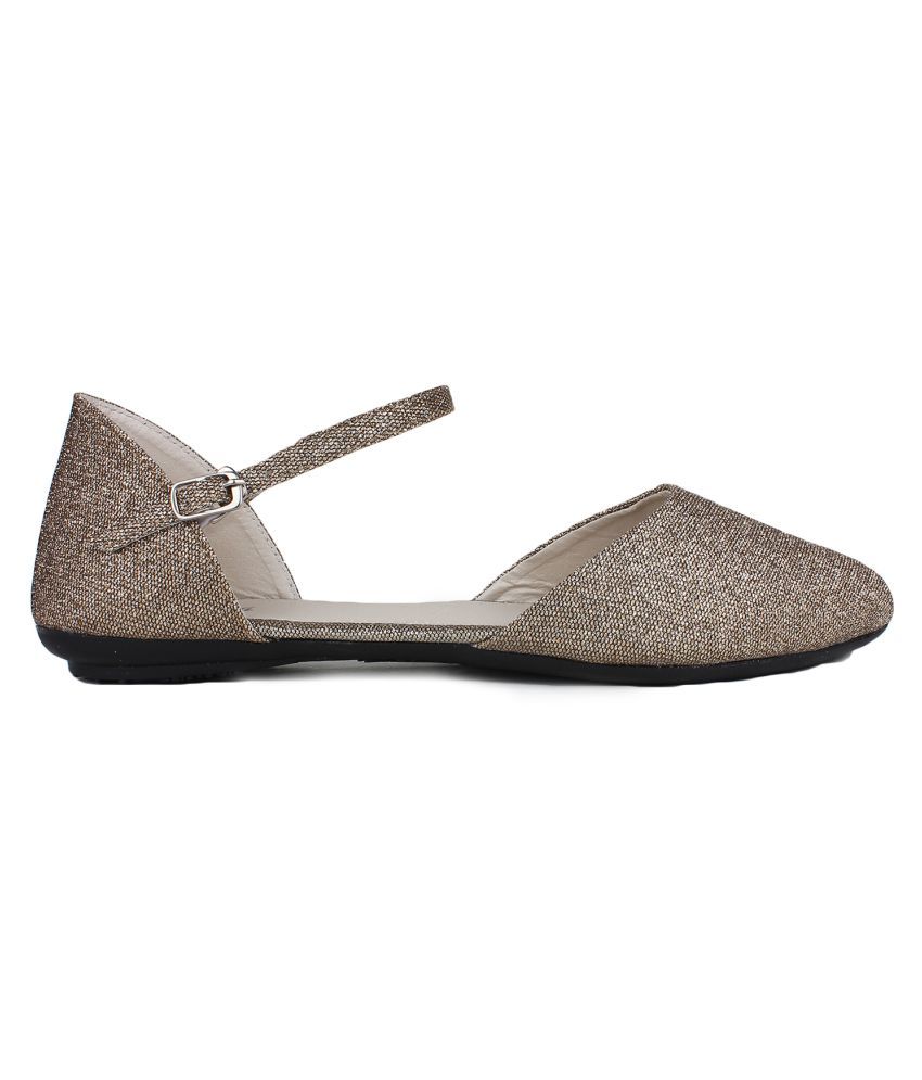 charcoal grey flats