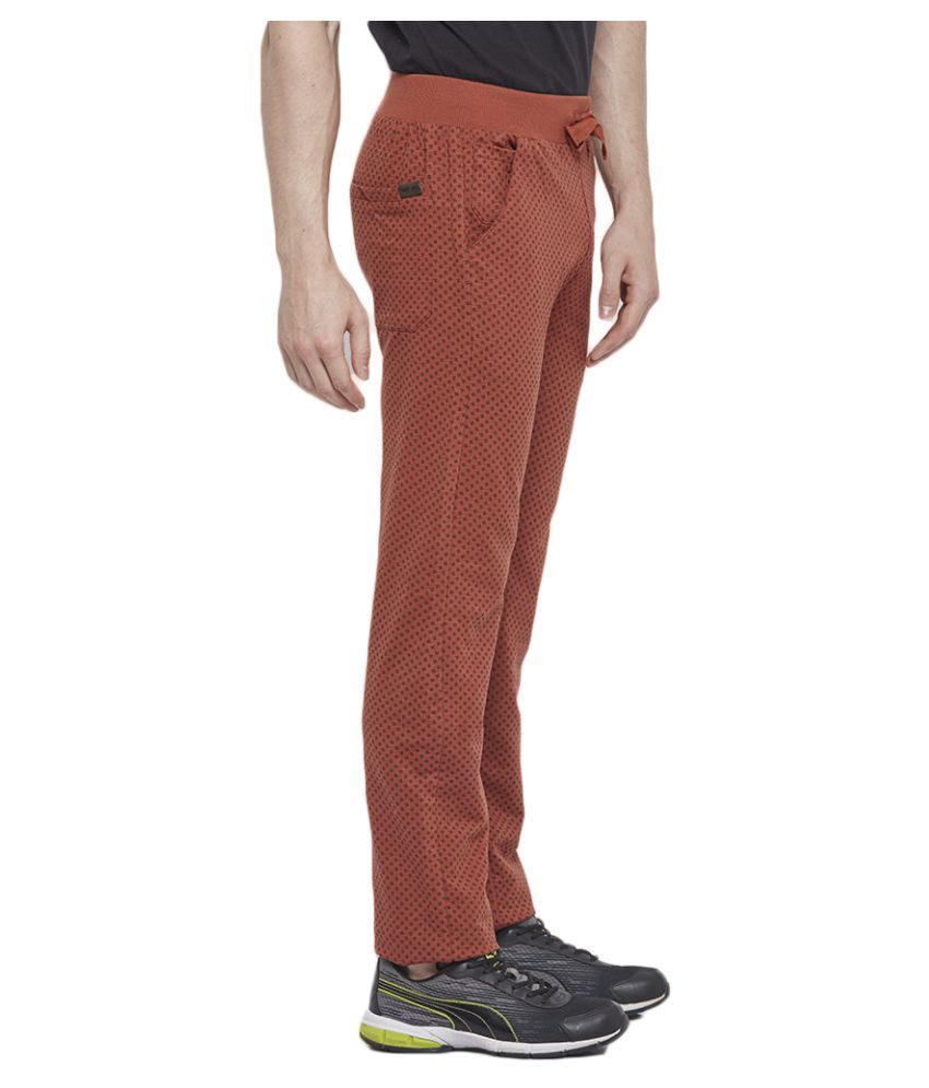 beevee track pants online