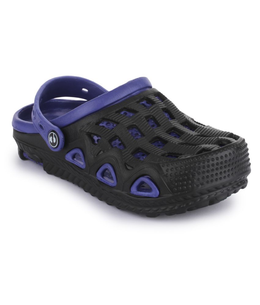 comfortable clogs for walking