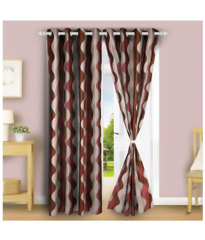     			E-Retailer Set of 2 Door Eyelet Curtains Floral Red