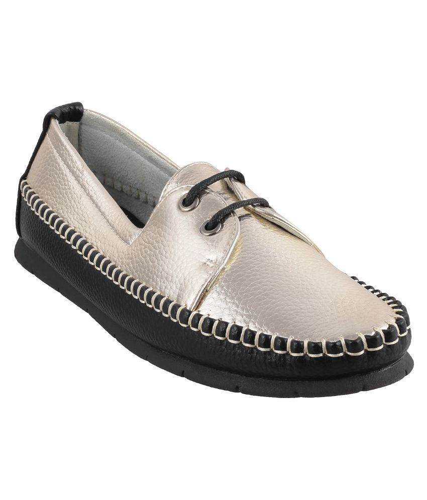 price of mochi shoes