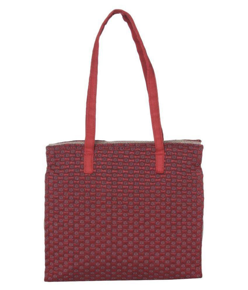 red shopping bag