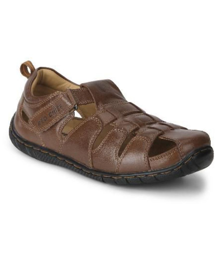 red chief tan casual sandals