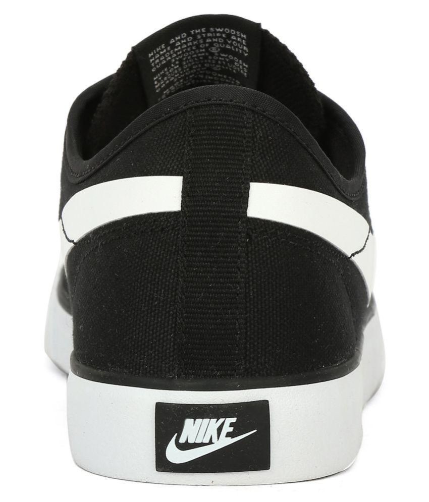 nike black shoes snapdeal