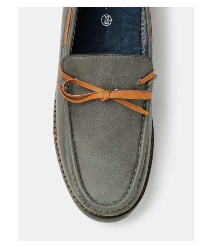 mast and harbour chappal