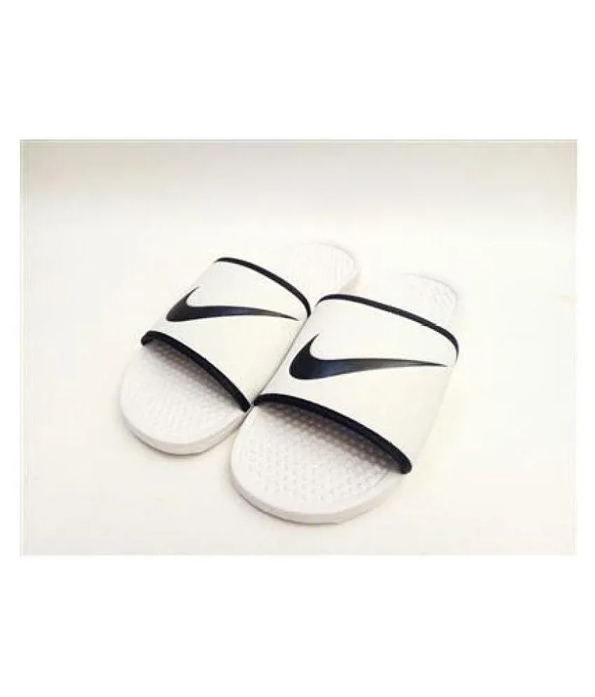 Nike teenslippers hot sale