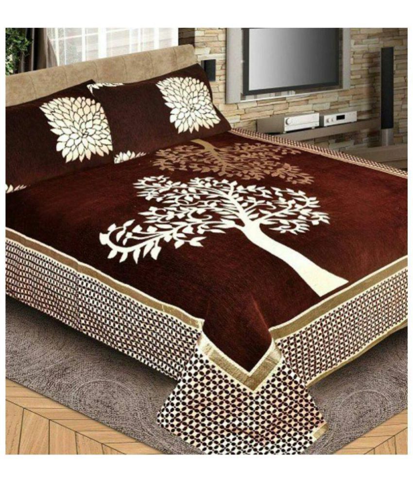     			Laying Style Chenille King Size Double Bedsheet with 2 Pillow Covers
