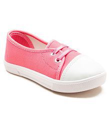 Girls' Shoes @ Upto 50% OFF: Buy Girls Shoes, Sandals Online at Best ...