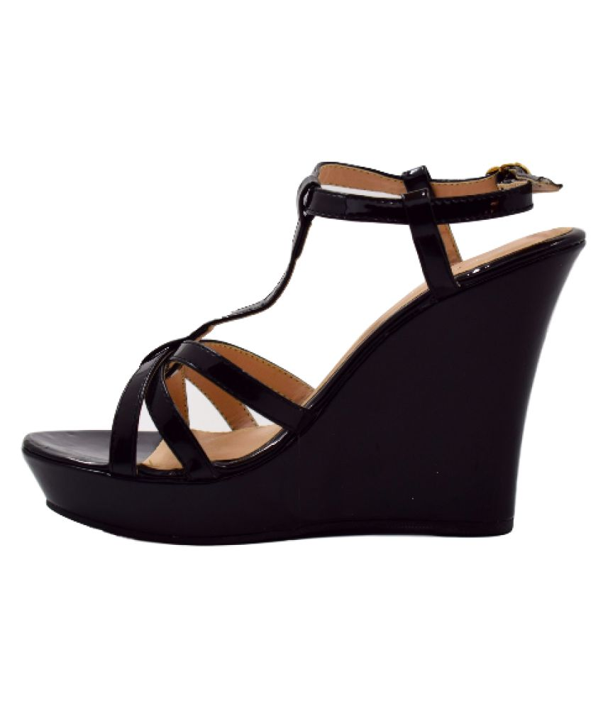 Fuel Vogue Black Wedges Heels Price in India Buy Fuel Vogue Black