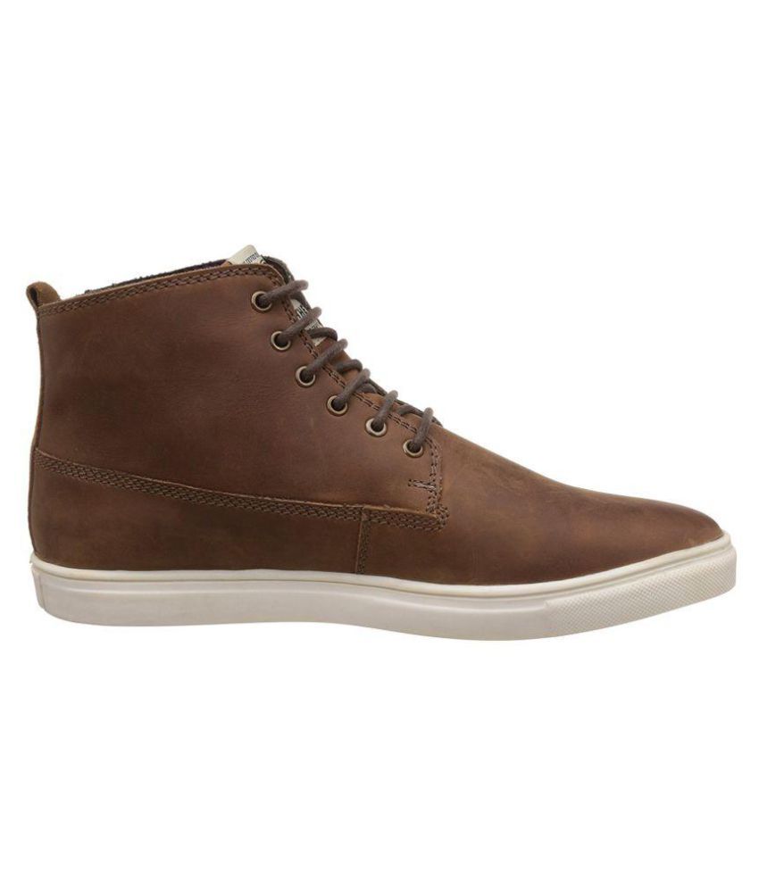 tan sneaker shoes