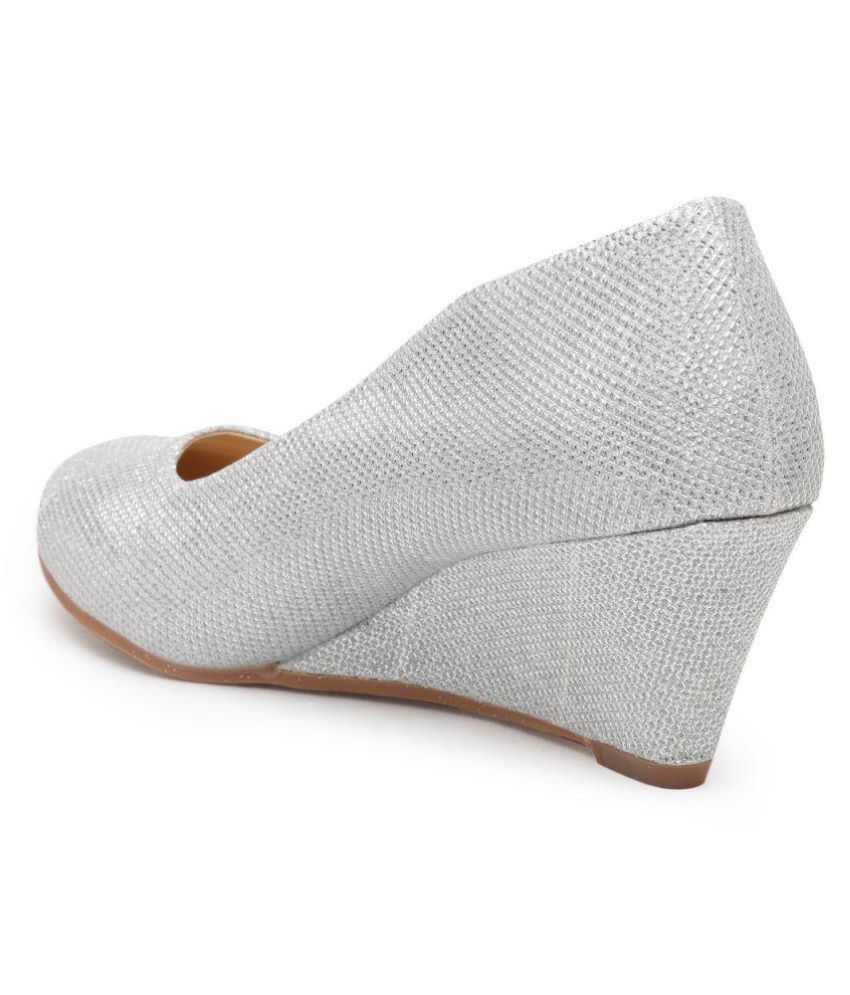 silver flat wedges